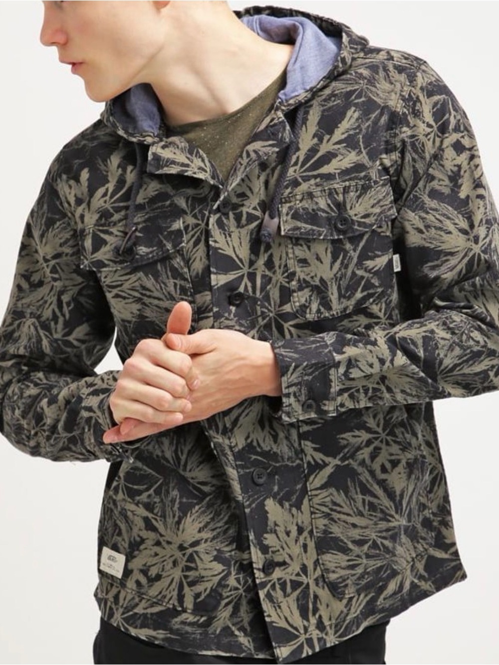 Vans Men's Black and Olive Green Floral Print Hooded Shirt Jacket